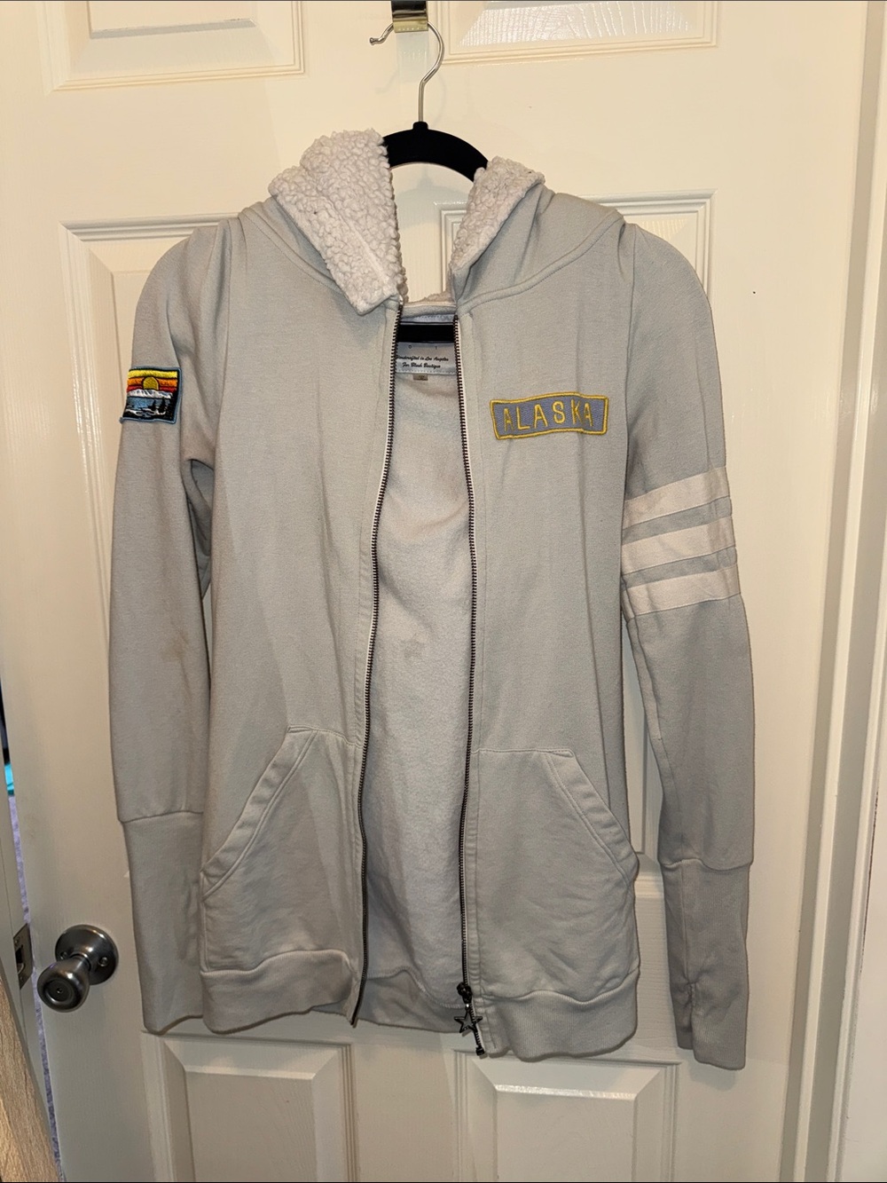 Alaska Sherpa-Lined Zip Hoodie - Light Gray